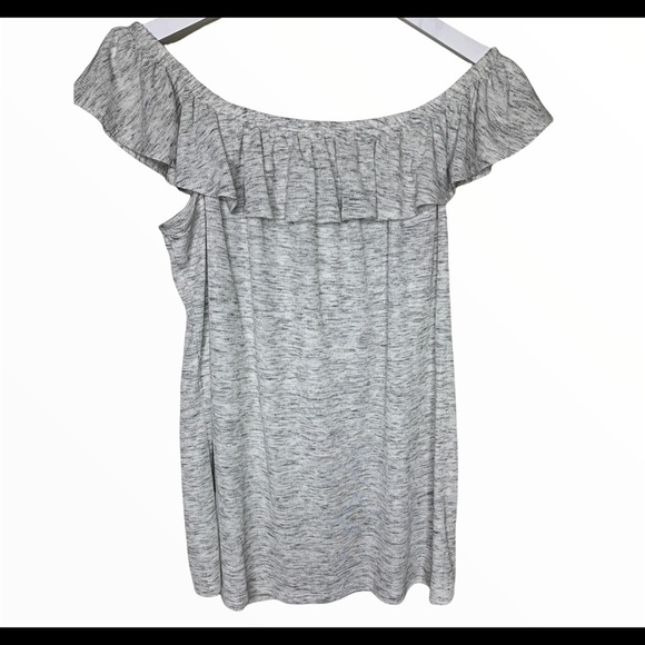 NWT TORRID Off Shoulder Blouse/Top With Ruffle Detail Oatmeal/Grey Size 1X - Picture 7 of 10